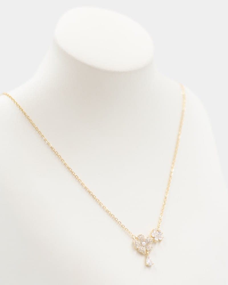 Collier avec Pendentif...